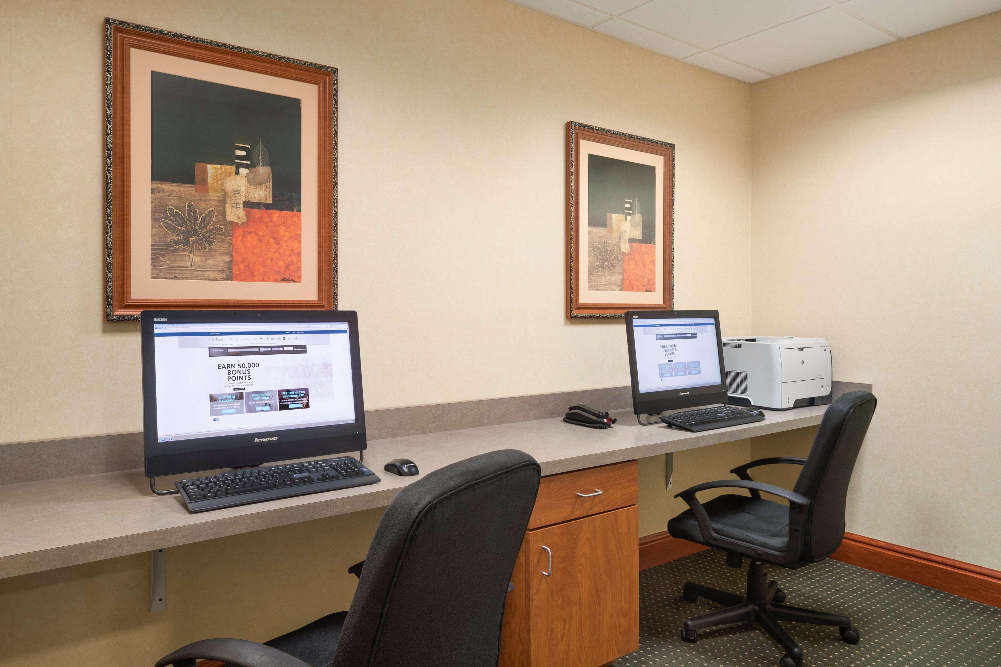 Hampton Inn Belle Vernon Екстериор снимка